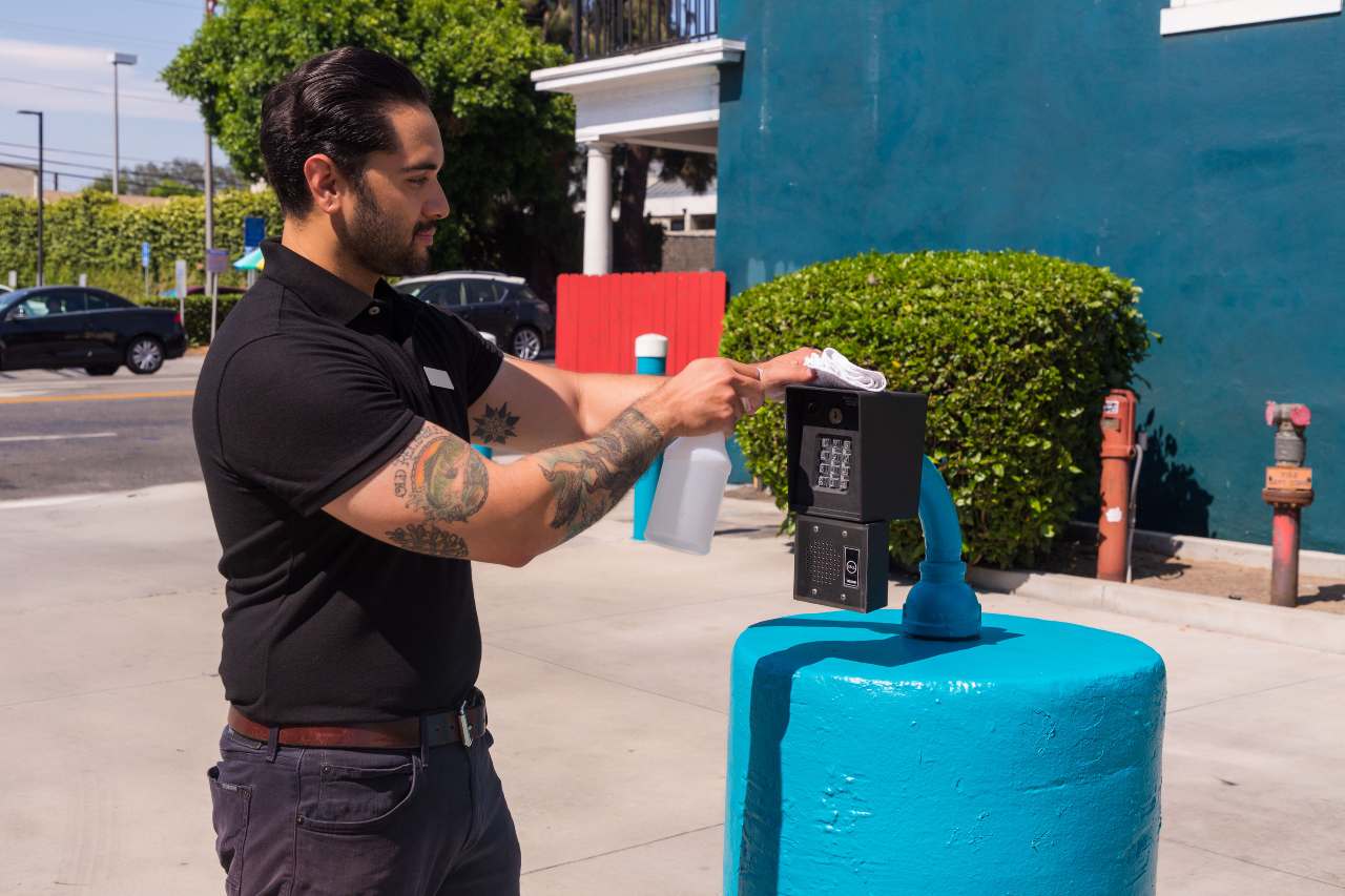 Clean facilities at Saf Keep